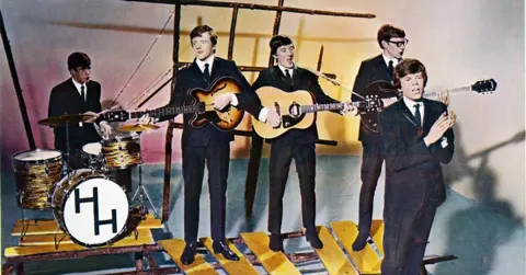 gkmk7-1761584289-5581-quiz-herman27s_hermits139253