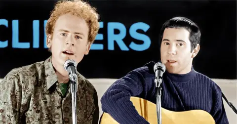 k2lxg-1761749197-5584-quiz-simon_or_garfunkel_hed858569