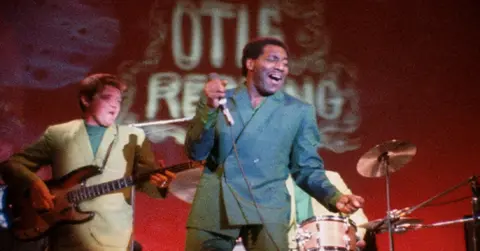 auior-1762187665-5595-quiz-otis_redding162385