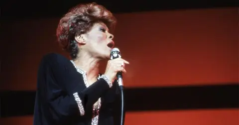 z31an-1770222013-5743-quiz-dionne_warwick503891