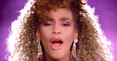 os5hl-1770241285-5747-quiz-love_song_trivia_hed740210