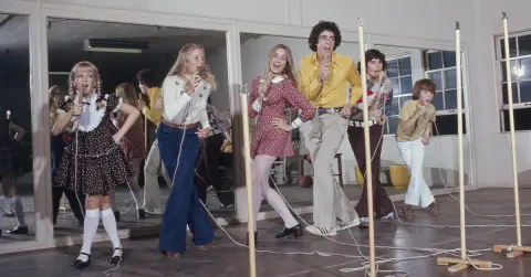 kulpa-1770913616-4581-blog-brady20bell20bottoms759946