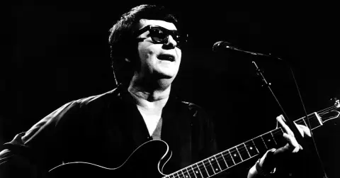 zzolr-1776352911-5888-quiz-roy_orbison_quiz_hed821908