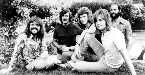 cwjaz-1777409369-5902-quiz-moody_blues_hed878187