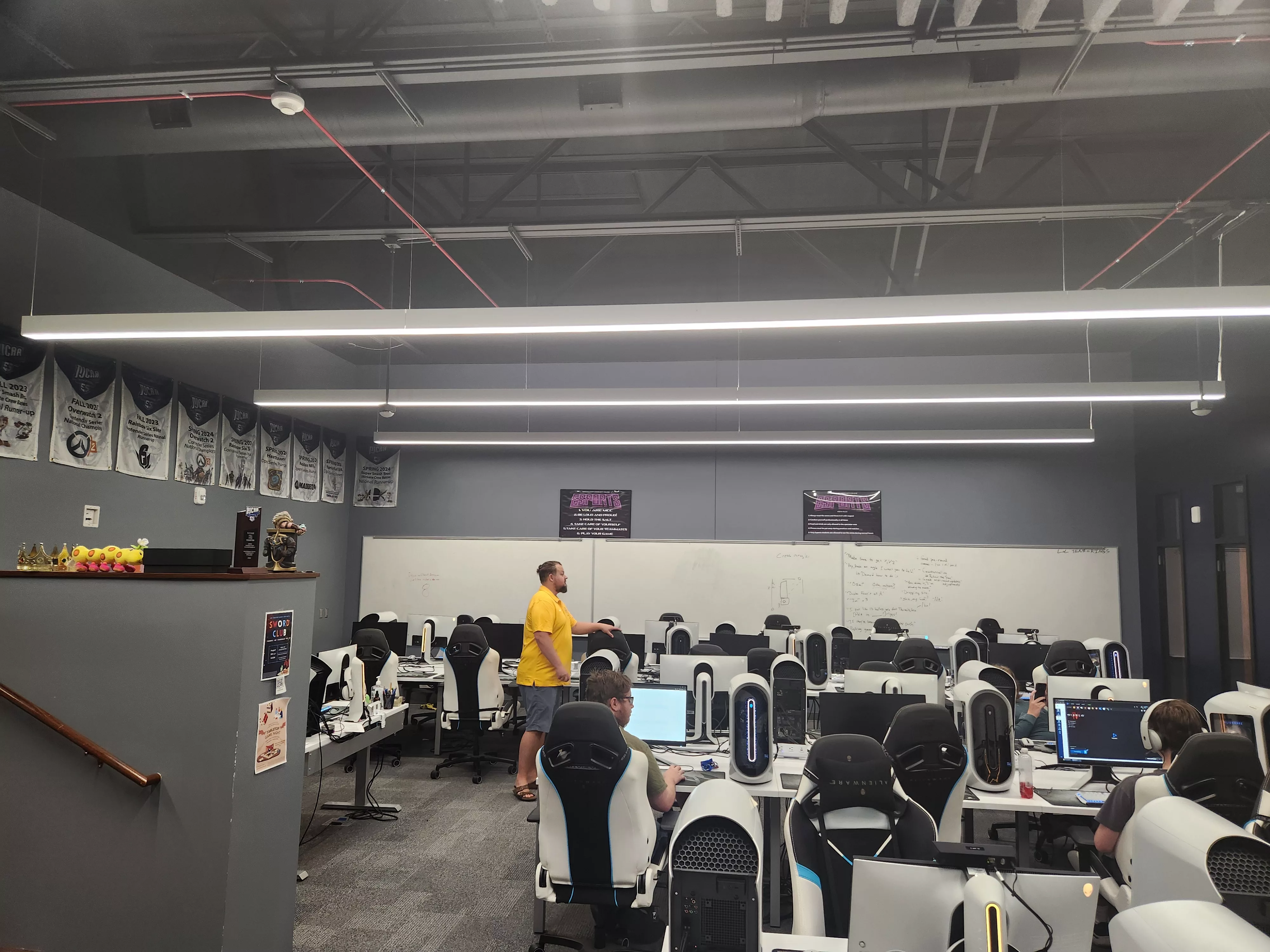 esports-arena-mcc-jpg