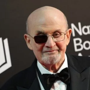 getty_salmanrushdie_051625599771