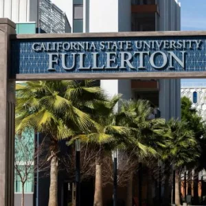 getty_cal-state-fullerton-sign-gty-jt-250520_1747760135533_hpmain885893