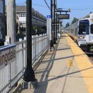 news_lirr_91525896100