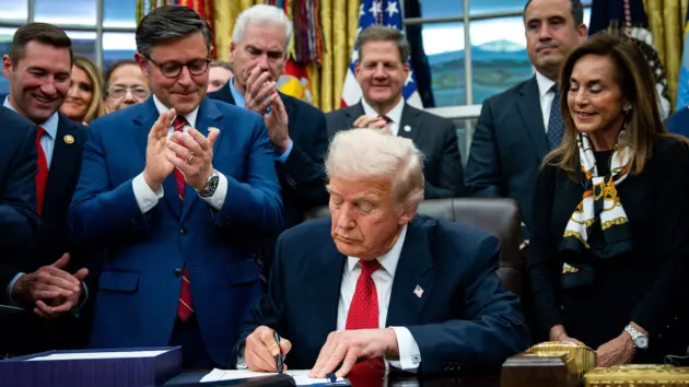 news_govtshutdown_111825364749