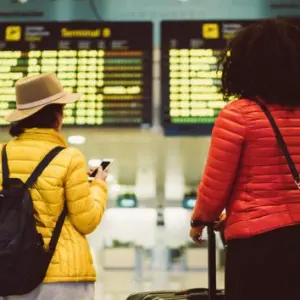 gettyrf_020923_airportflights202812926177