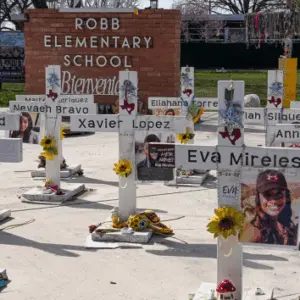 getty_uvalde_0105791739