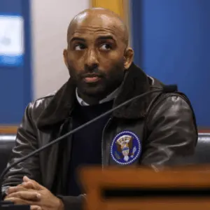 news_harrisonfloyd_010626661795