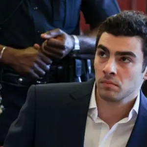 getty_luigimangione_010926830052