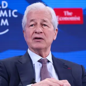 getty_jamiedimon_012226540326