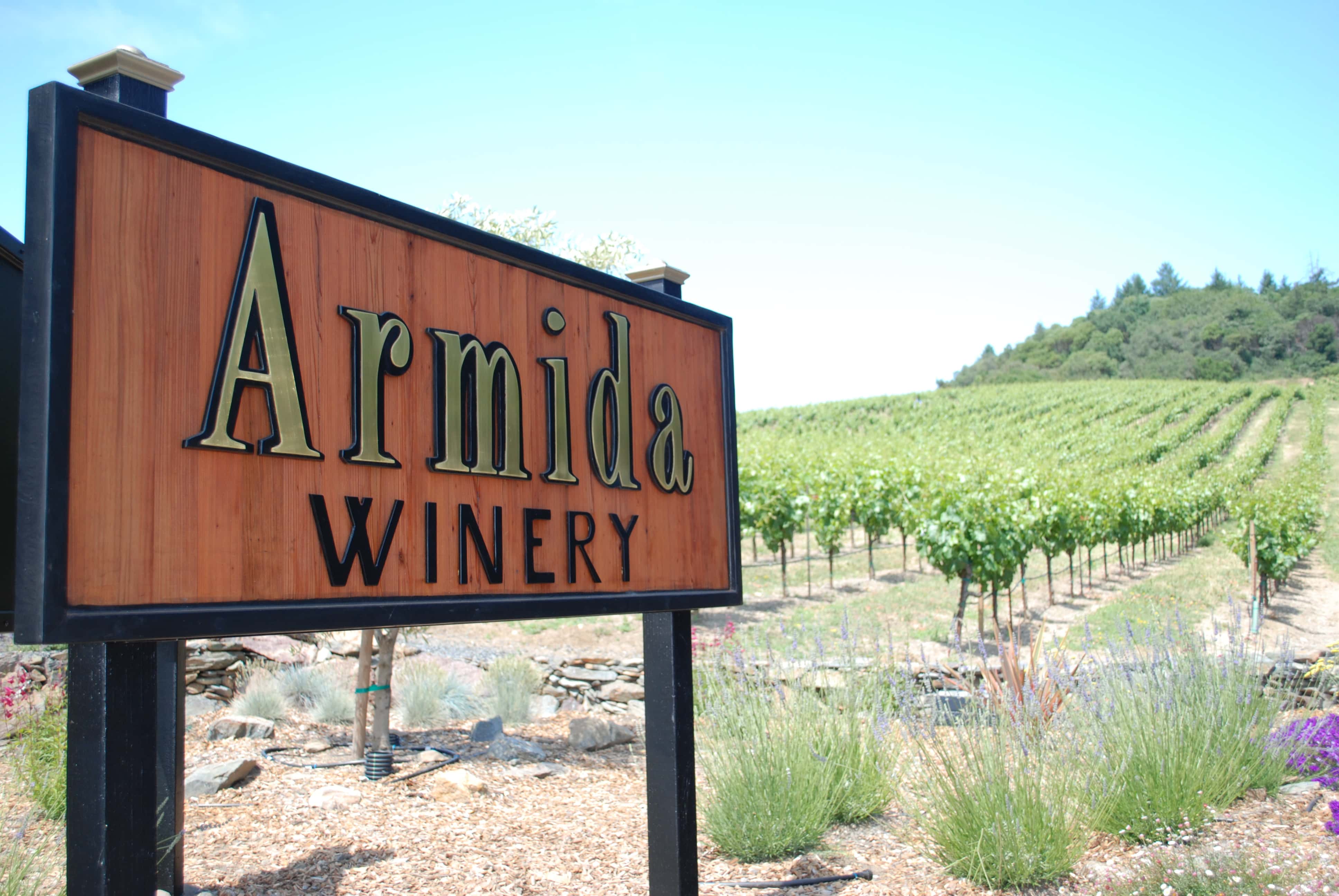 2016bestwinetastingroomarmidawinery_062017-2