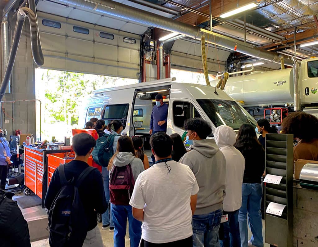 npww-2022-tour-fleet-garage-presentation
