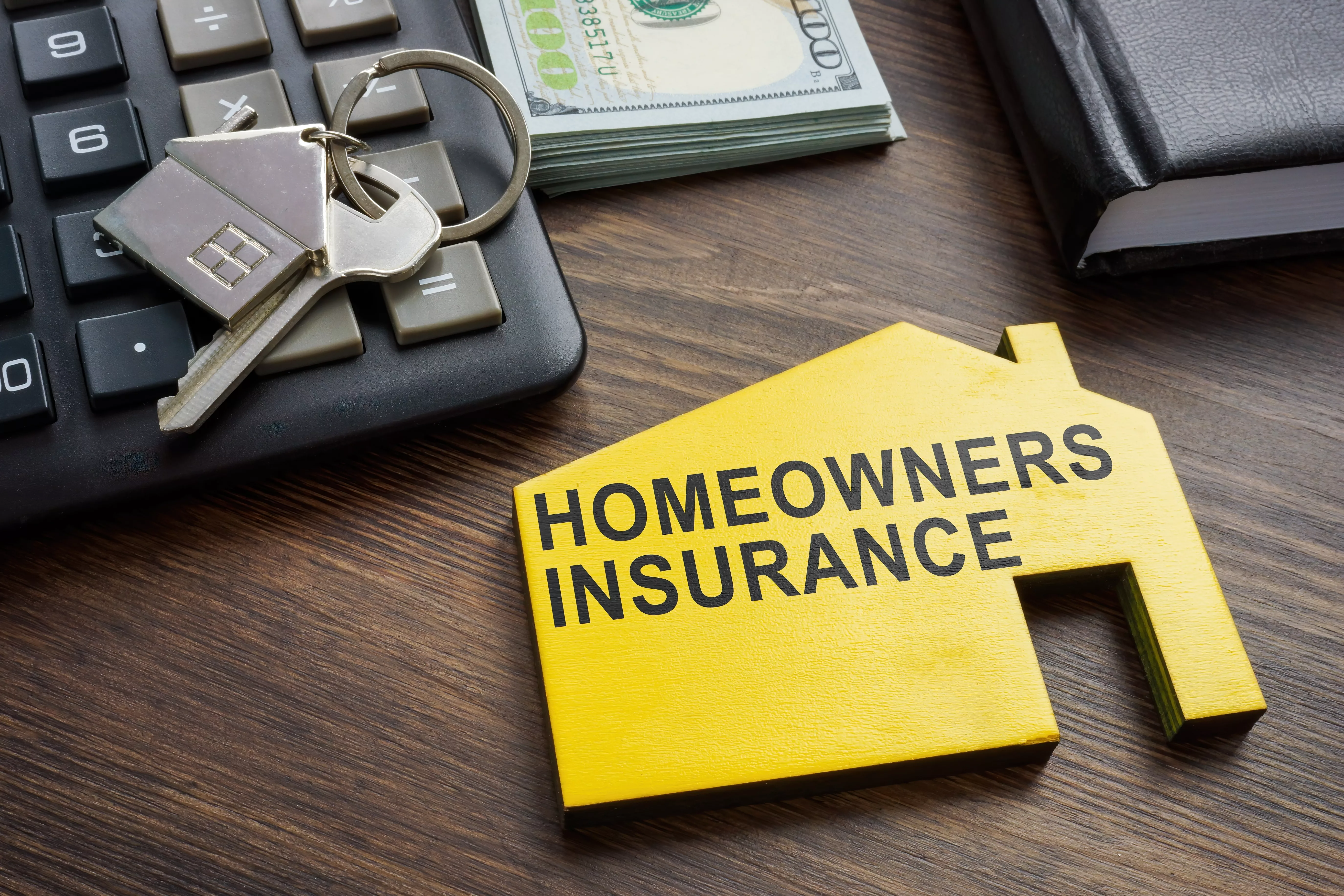 homeownersinsuranceinscriptiononthewoodenhome