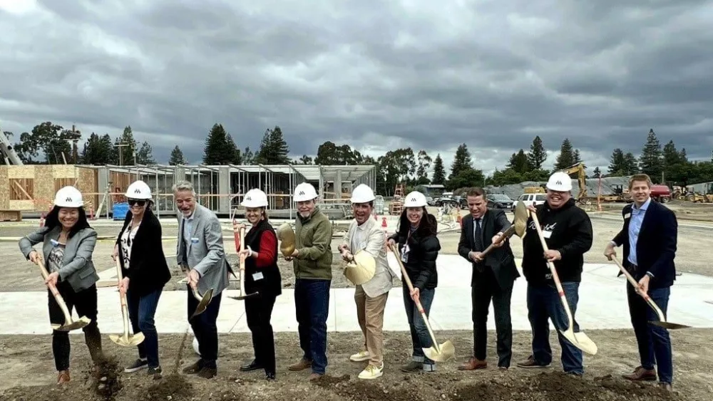 casa-roseland-shovels