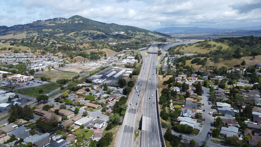 aerialdroneviewofnovatocalifornialookingnorthalongus