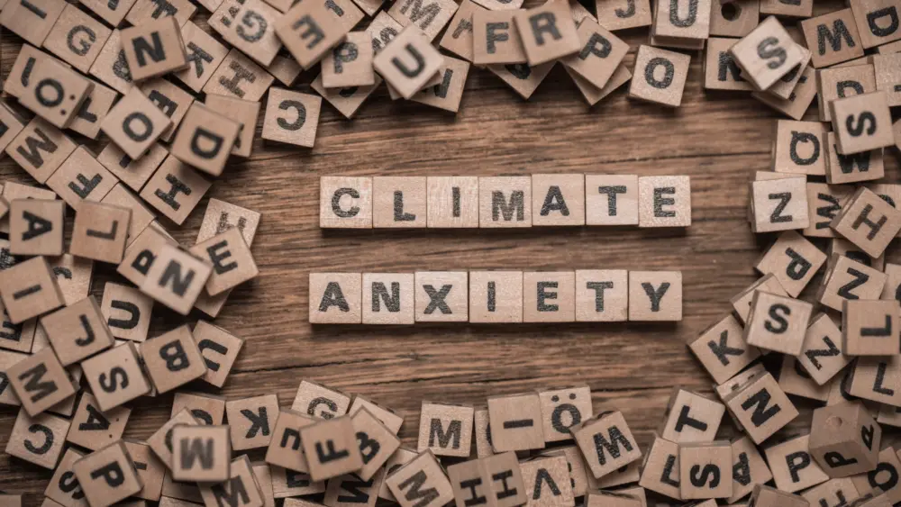 climatepanicsymbolwordsclimateanxietymadeofscatteredletters
