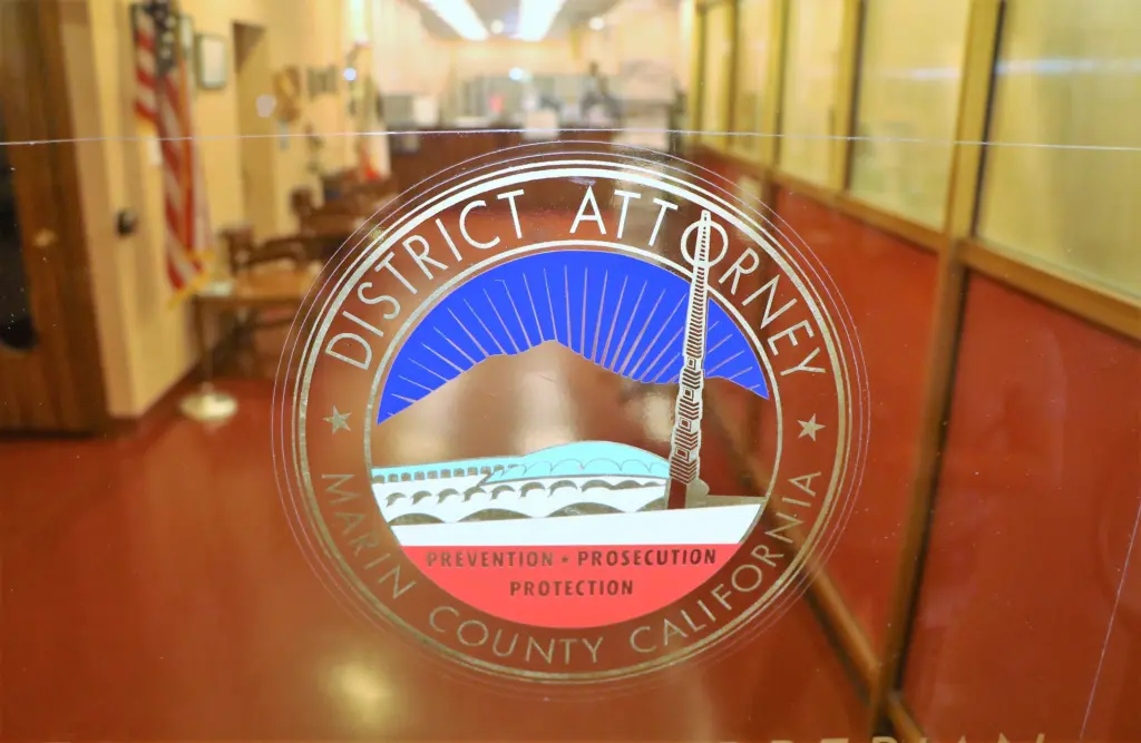 district-attorneys-office-front-door