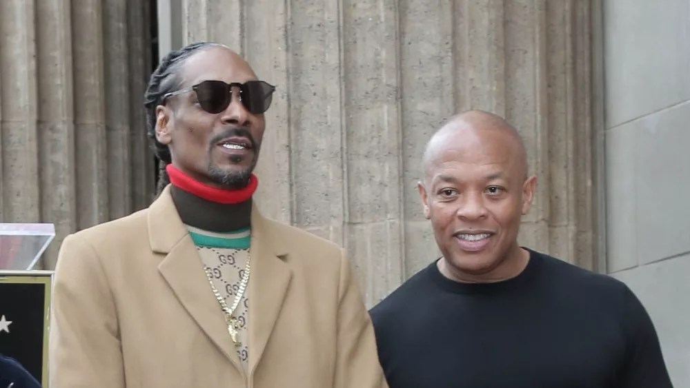 Jimmy Kimmel^ Quincy Jones^ Snoop Dogg^ Dr Dre at the Snoop Dogg Star Ceremony on the Hollywood Walk of Fame on November 19^ 2018 in Los Angeles^ CA