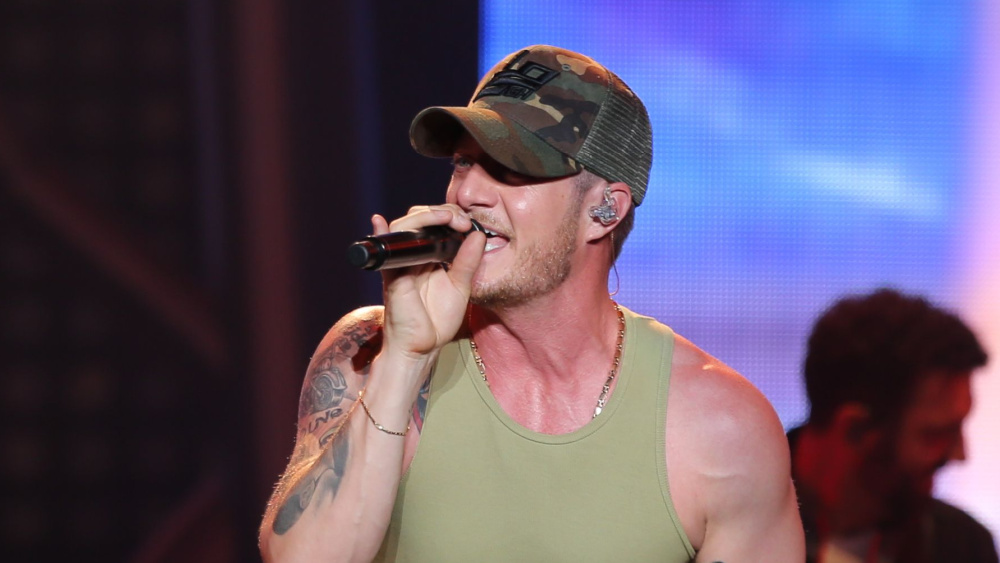 shutterstock_1460341010942652