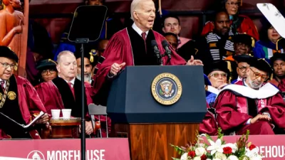 id5653108-biden-morehouse-commencement-gettyimages-2153178241-lsedit-600x400264077-1