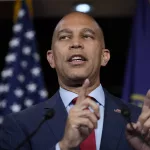 id5490776-hakeem-jeffries-gettyimages-1676783568752576