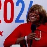 id5711353-dnc-0822-suzan-johnson-cook-600x40075502-1