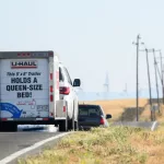 id5536707-moving-truck-california-600x400963545-1