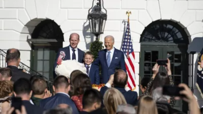 id5765883-11252024-dsc01242-biden-thanksgiving-2024-600x400229308-1