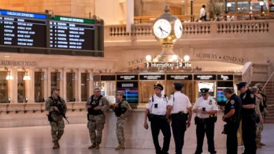 id5782052-grand-central-gettyimages-2161978439-600x400602069-1