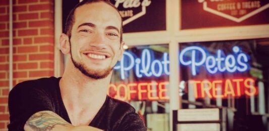 Owner of Pilot Pete's Coffee Has Collected 6,000 Warm Coats for the Homeless–And Delivered Them Personally With Coffee | Star 104.5 - Vimarsana News
