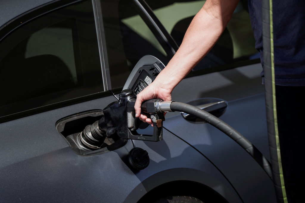 Three Ways To Save On Gas - Vimarsana News