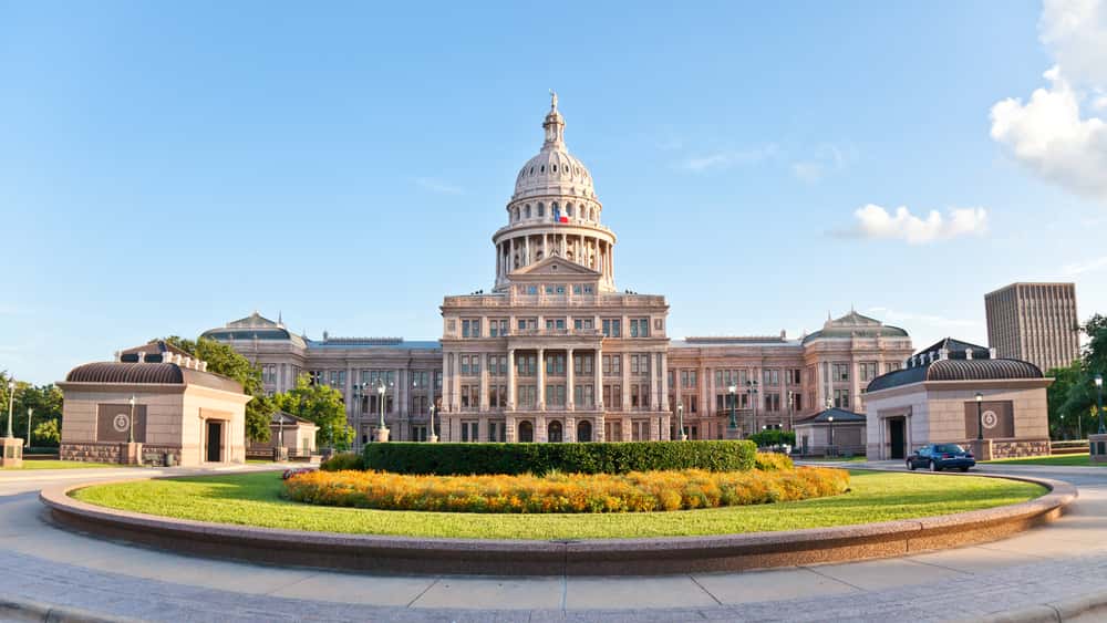 Texas Governor To Sign Bill Allowing Unlimited Armed Marshals At Schools Texas Governor To Sign Bill Allowing Unlimited Armed Marshals At Schools