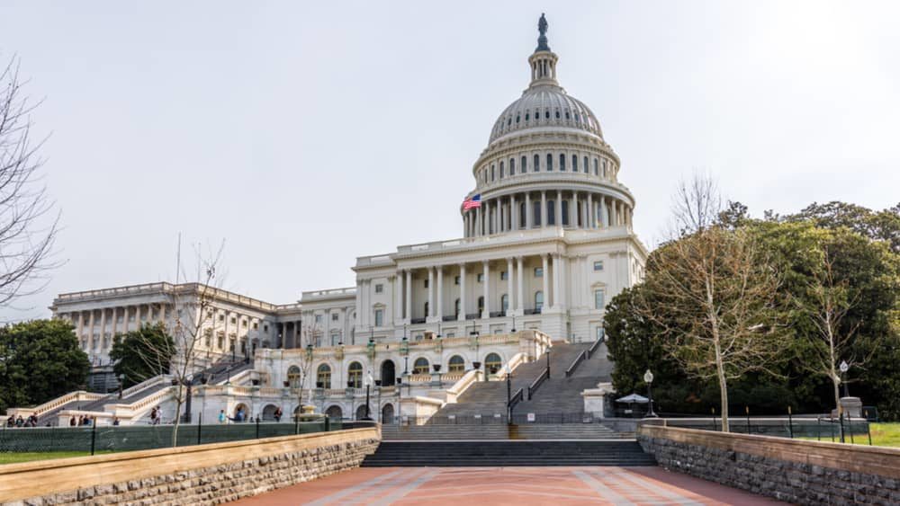 Senate advances bipartisan infrastructure deal Senate advances bipartisan infrastructure deal