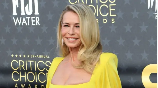 Chelsea Handler at the 29th Annual Critics Choice Awards - Arrivals at the Barker Hanger on January 14^ 2024 in Santa Monica^ CA