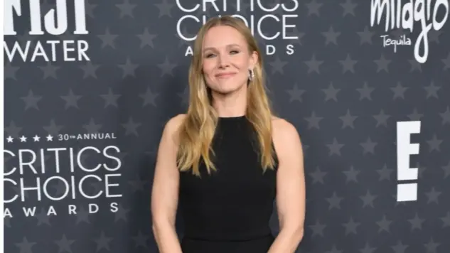 Kristen Bell at the Critics Choice Awards 2025. SANTA MONICA^ USA. February 07^ 2025