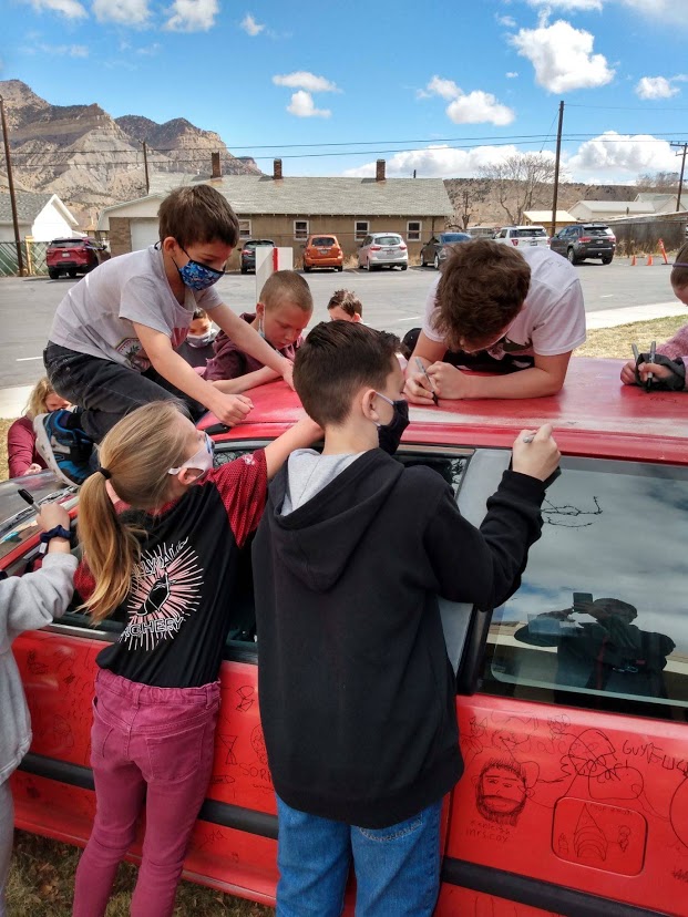 color-the-car