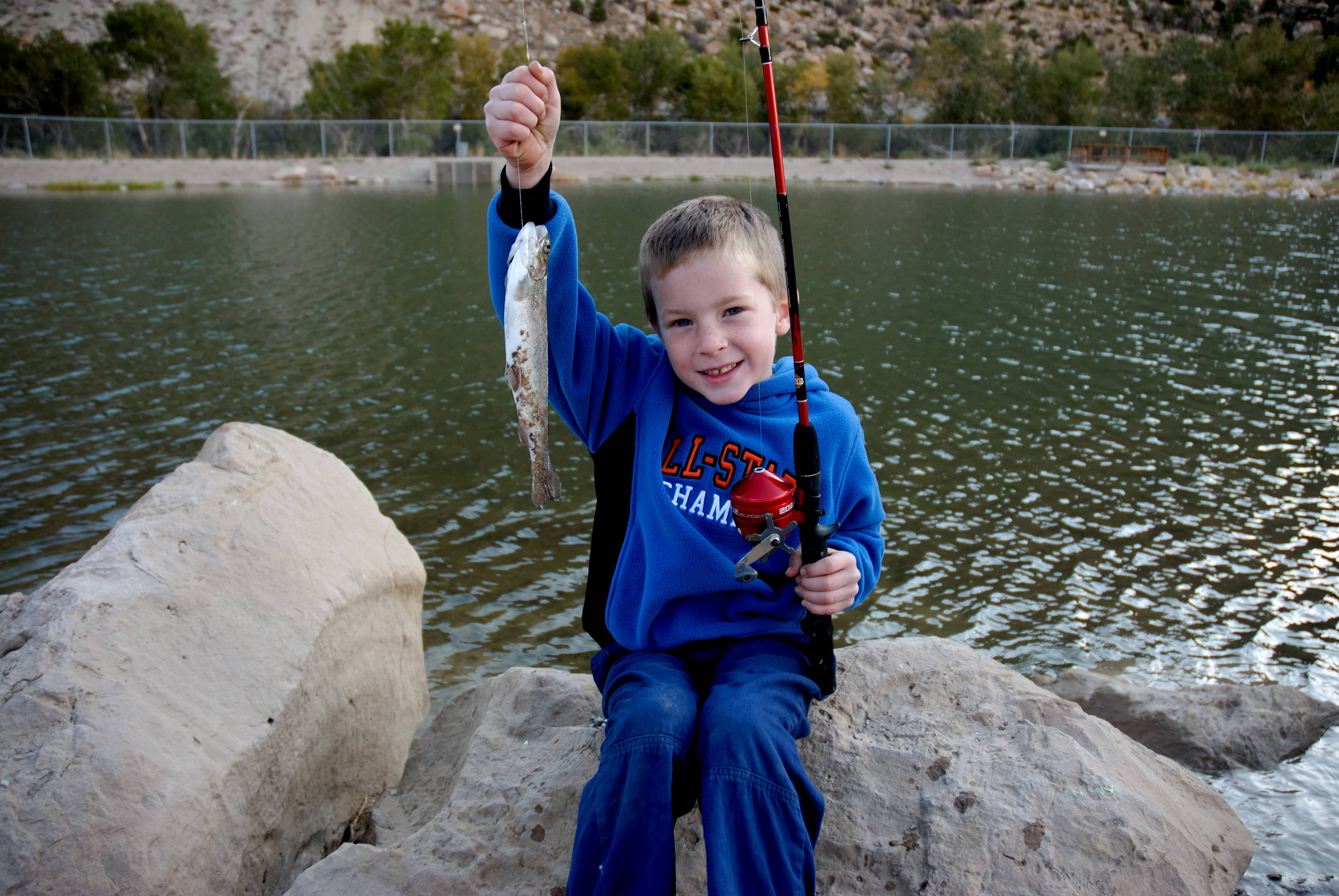 youthfishing_awyatt_gigliotti9-22-07
