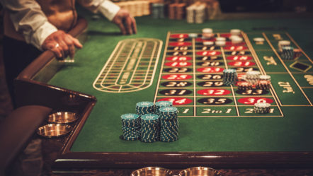 gambling-table-in-luxury-casino