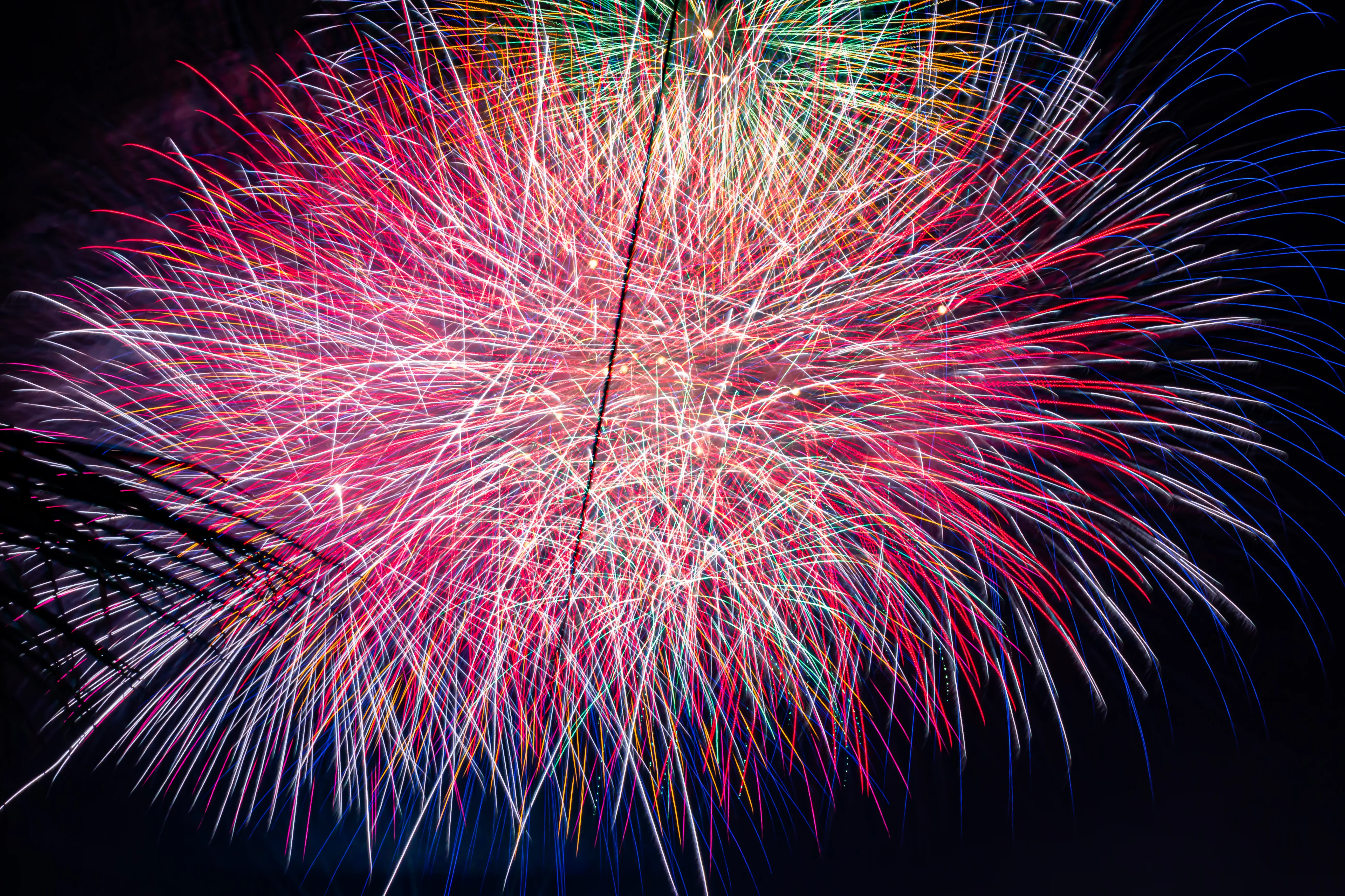 fireworks-in-the-new-year-2023-11-27-05-12-36-utc