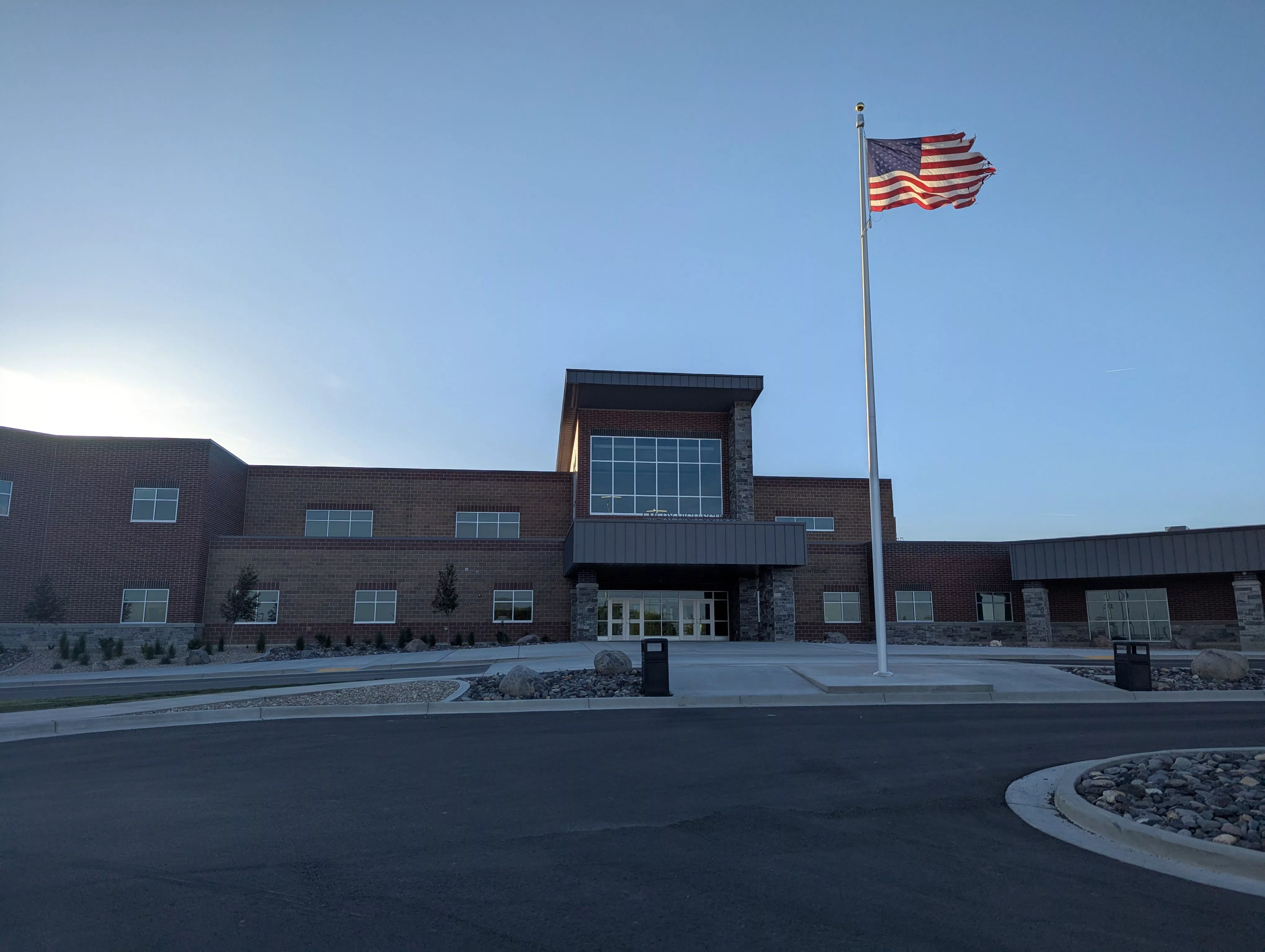 pxl_20250523_013850101