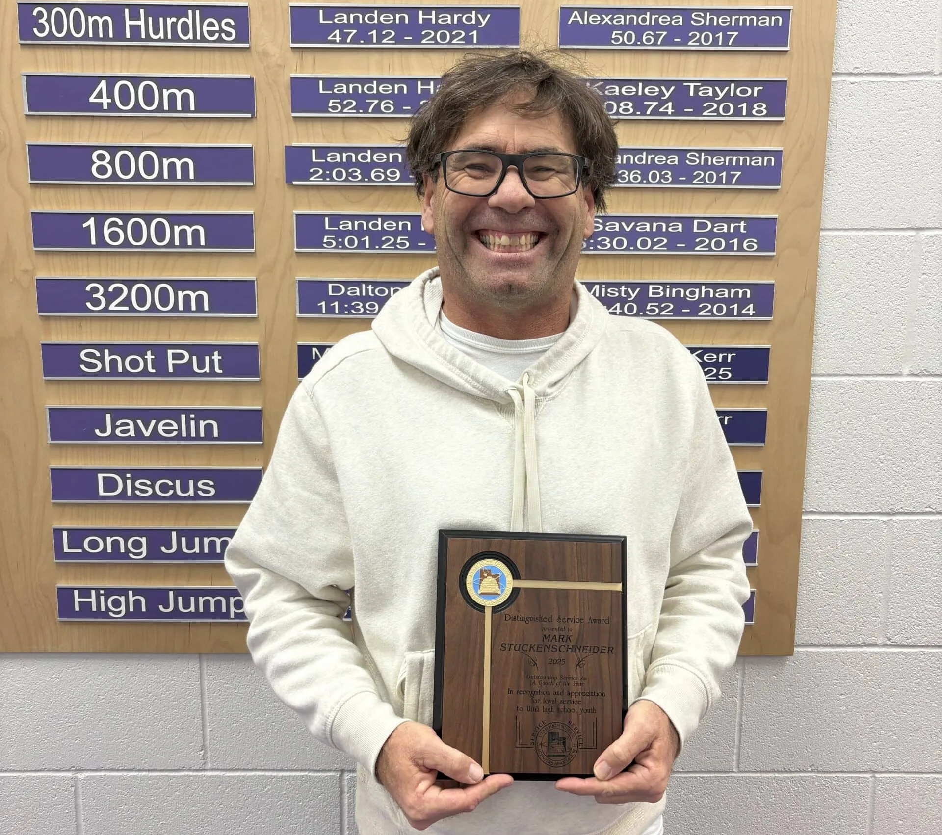 mark-award_5011098454464054975-jpg-scaled