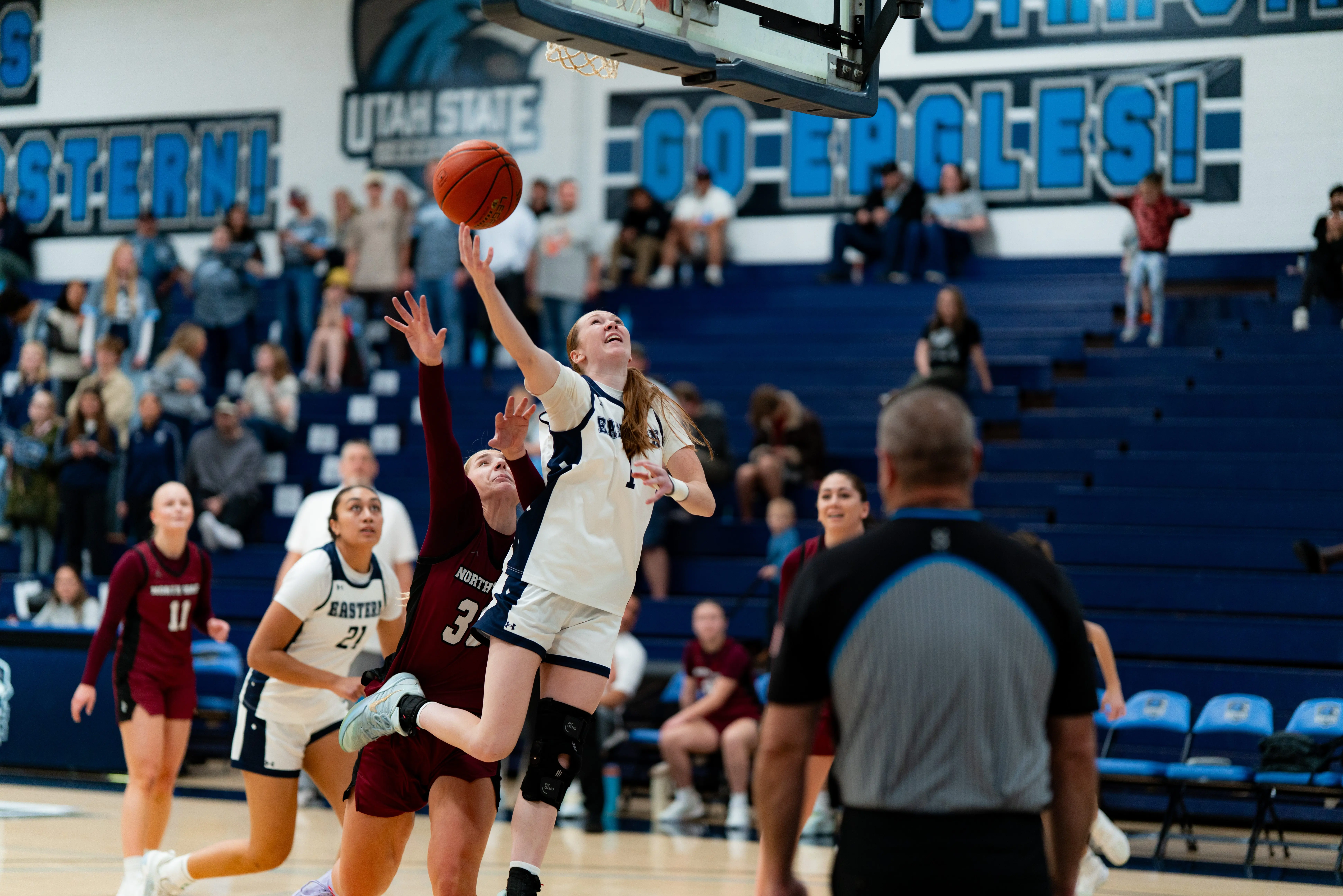 womens-basketball-02-28