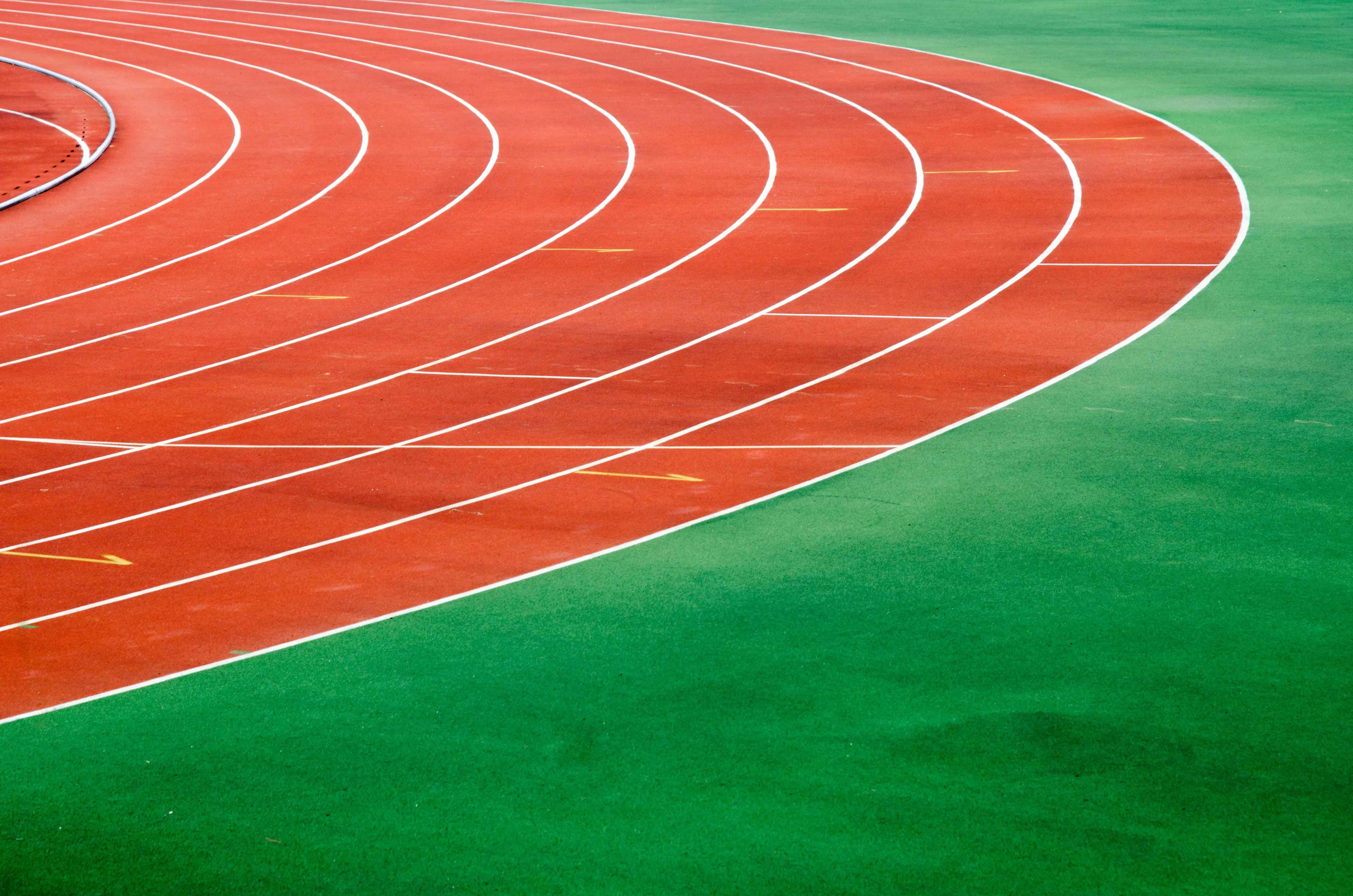 starting-grid-of-race-track