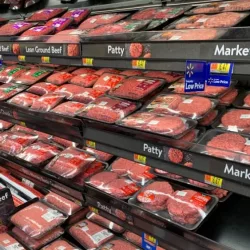 Different types and lean ratings of ground beef^ pork and chicken at the local Walmart. Clinton^ Missouri / USA- March 17^2019