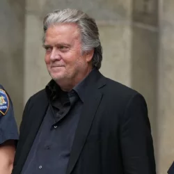Steve Bannon^ former adviser to Donald Trump^ center^ outside of Manhattan State Supreme Court. NEW YORK^ NYUSA - September 8^ 2022