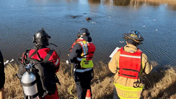 canal-6987d23315852677431